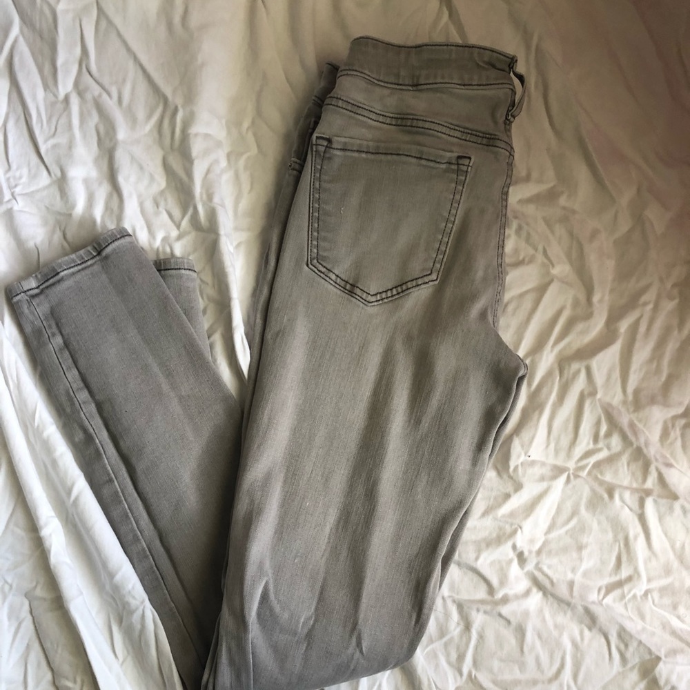 Old Navy Gray Faded Skinny Jeans